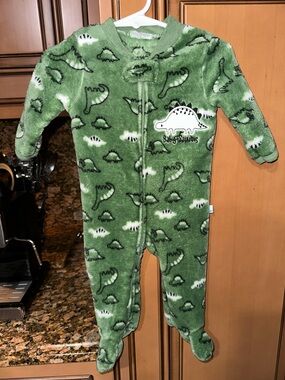 Baby Sleep & Play Footed One-Piece - Green Dino Print Size: 3/6 Months